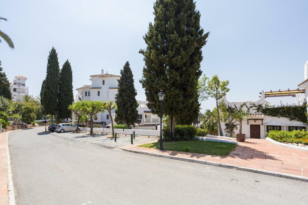 Апартаменти Aldea Blanca Puerto Banus Марбелья Екстер'єр фото